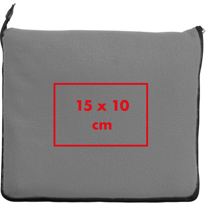 2in1-xl-fleece-decke-kissen-radcliff-grau-a-nr-277507-03-coole-eventideen-com.jpg