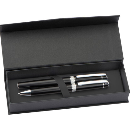 metall-schreibset-karlovac-schwarz-a-nr-361403-02-coole-eventideen-com.jpg metall-schreibset-karlovac-schwarz-a-nr-361403-02-coole-eventideen-com.jpg