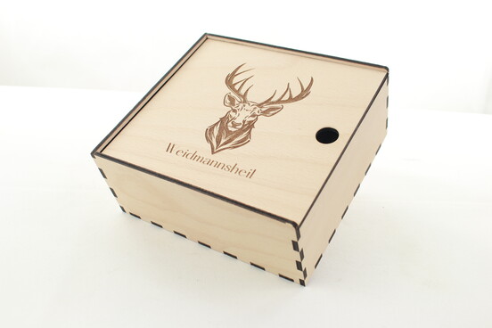 geschenkbox-fuer-whisky-a-nr-lir-1023-04-coole-eventideen-com.jpg