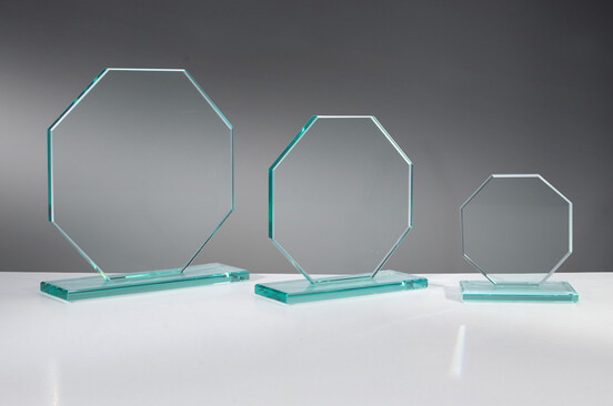 jade-glastrophaee-octagon-mittel-a-nr-sti-35742-01-coole-eventideen-com.jpg