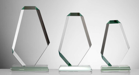 jade-glastrophaee-schraeg-3-gross-a-nr-sti-68272-01-coole-eventideen-com.jpg jade-glastrophaee-schraeg-3-gross-a-nr-sti-68272-01-coole-eventideen-com.jpg